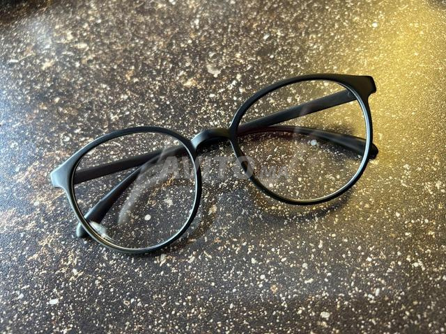 إطارات بوسطن لون أسود