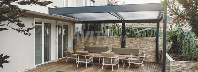 Pergola bioclimatique profil store sur mesure