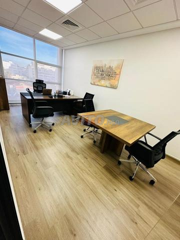 بيع مكتب من غرفتين بمساحة 63 مترًا مربعًا في الدار البيضاء