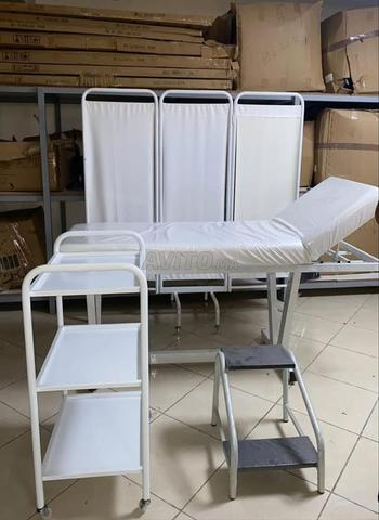 Mobilier médical/escabeau/chariot/tabouret/divan