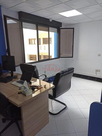 بيع مكتب قطعتين بمساحة 40 مترًا مربعًا في الدار البيضاء