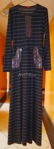 Robe noire strass turquie Taille S.M.L.