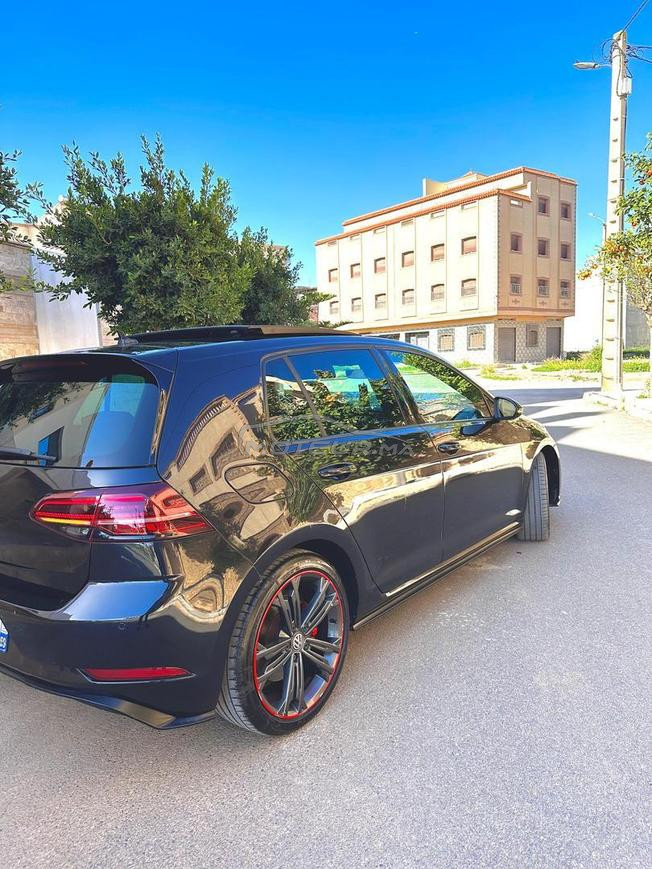 Volkswagen Golf 7 Diesel Automatique 2018 à Nador