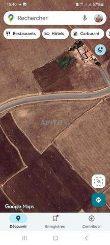 ثلاث بقع أرضية فلاحية محفظة للبيع