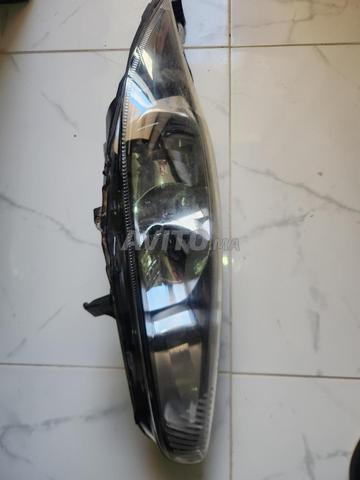 optique droit ford fiesta 2016