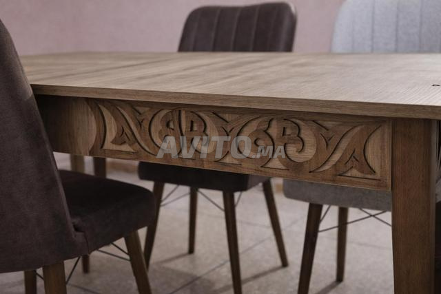 Table 6 chaises importée