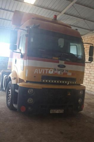 Remorque FORD – Très bon état – À vendre ريمورك