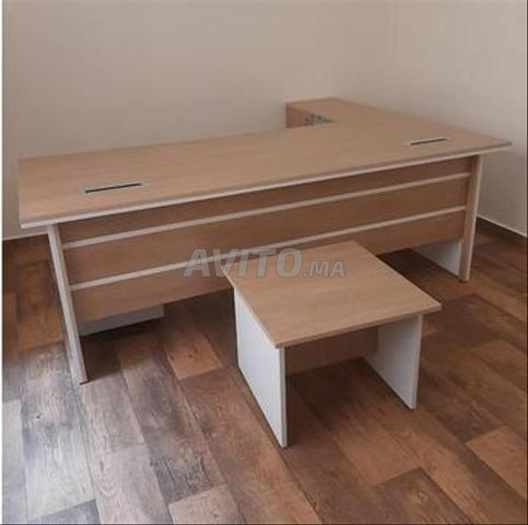 BUREAU AVEC RETOUR ET CAISSON EN PRIX ABORDABLE
