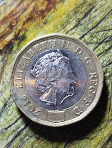 2018 عملة جنيه إسترليني واحد. خطأ في سك العملة