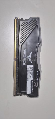 T-force Delta R RGB 8 GB 3200Mhz DDR4 Ram - 2