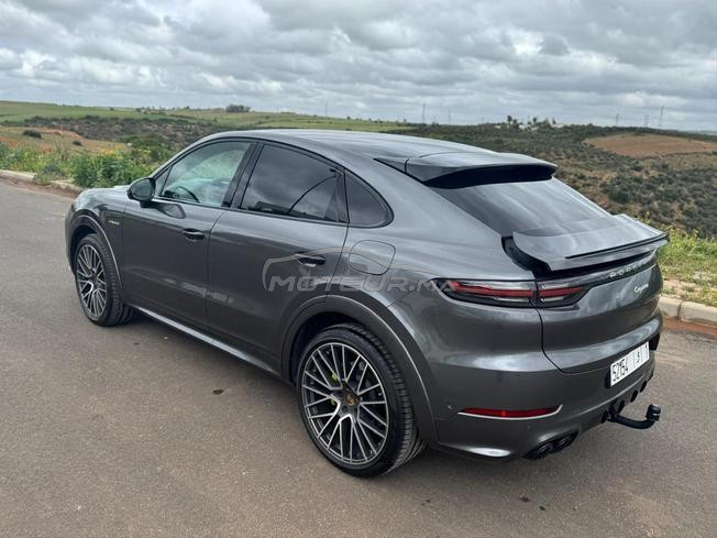 Porsche Cayenne Hybride Automatique à Rabat