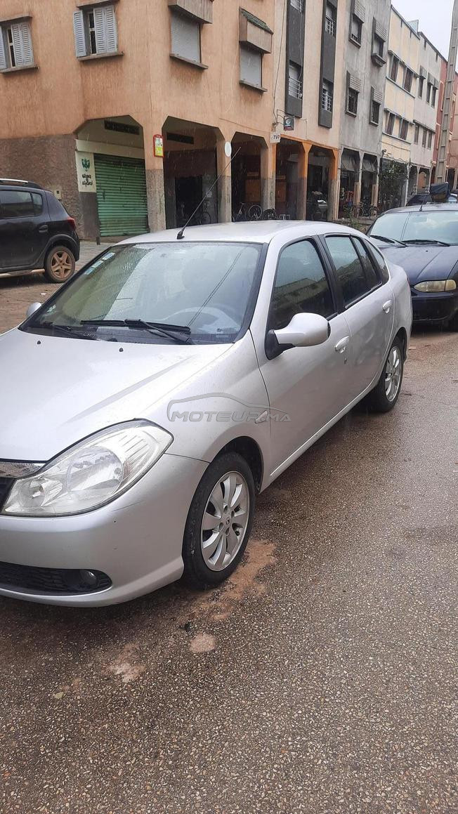 Voiture Symbole toutes options à vendre