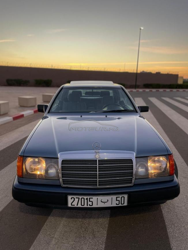 Mercedes 230E COLLECTION 