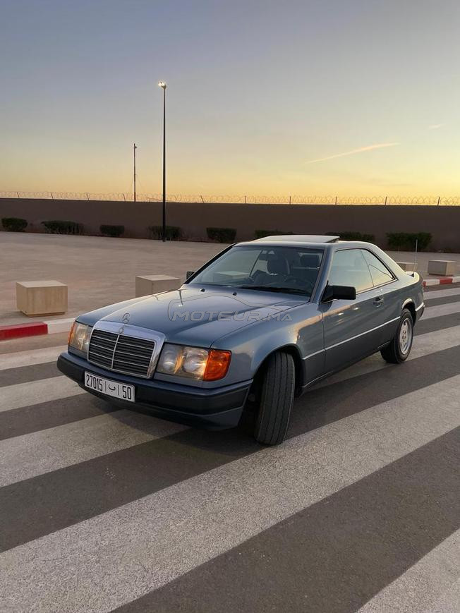 Mercedes 230E COLLECTION 