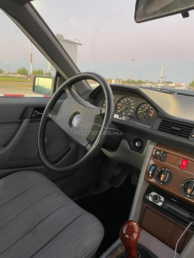 Mercedes 230E COLLECTION 