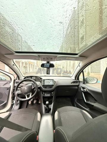 Peugeot 208 Diesel Manuelle 2018 à Agadir