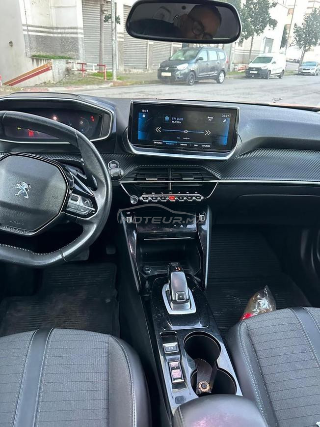 Peugeot 2008 - Première main - Automatique 2022