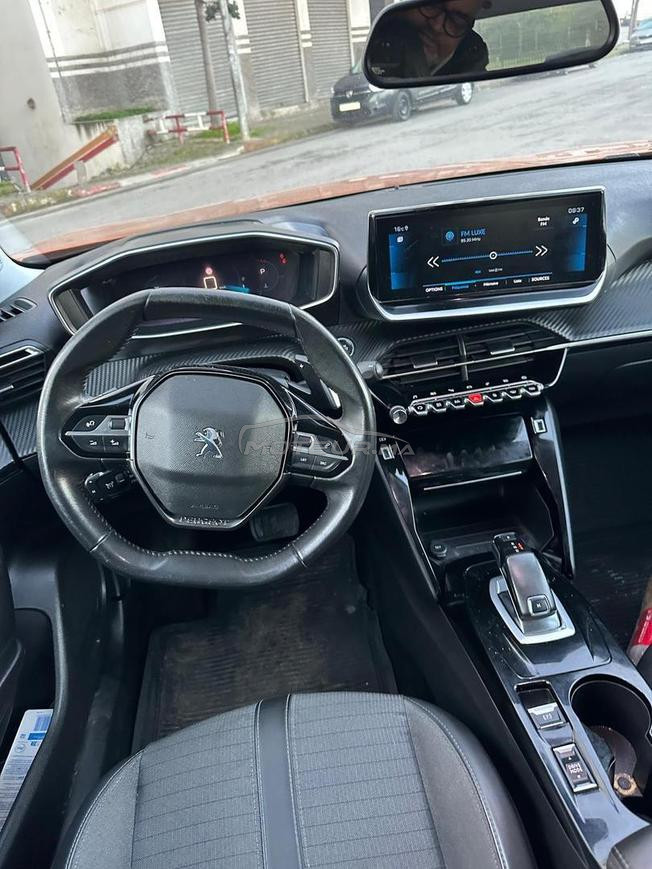 Peugeot 2008 - Première main - Automatique 2022