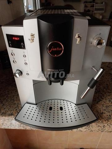 Cafetière automatique Jura E880