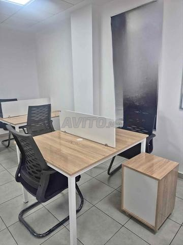 Marguerites 2 4 6 place مكتب متعدد المقاعد AS