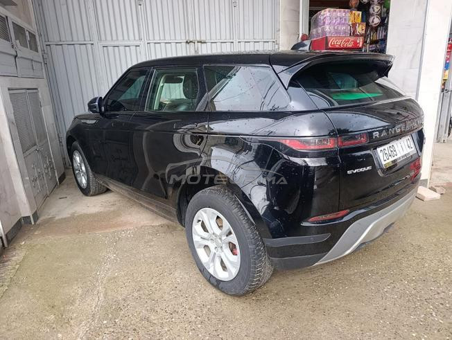 Range évoque 