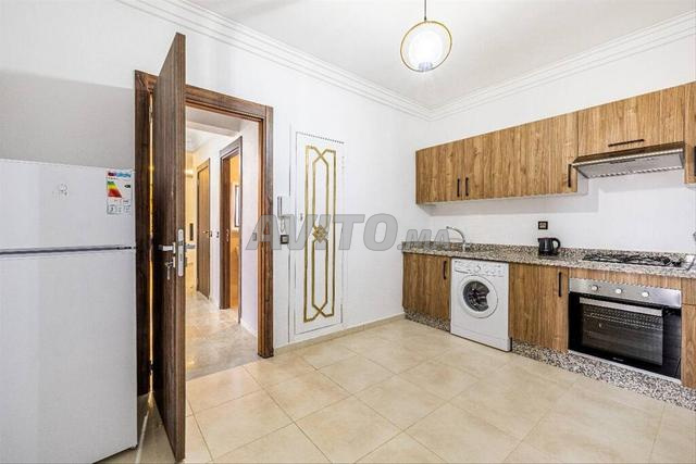 Guéliz 2BR Near M Avenue – Piscine, Balcons & Clim - 2