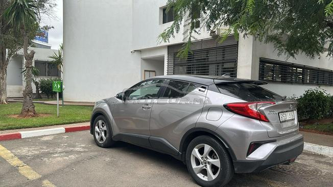 Toyota C-HR Hybride Automatique 2020 à Casablanca