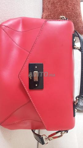 حقيبة يد من ماركة Kate Spade Newyork - 2