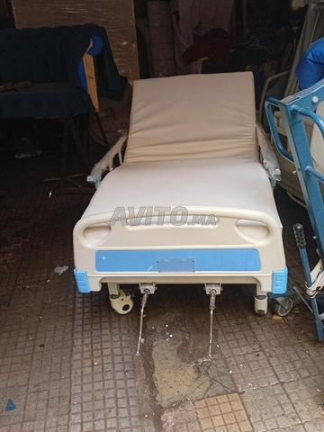 lit médical سرير طبي