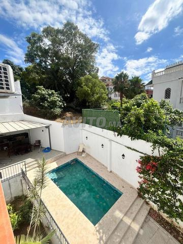 فيلا طابق أرضي وطابقين مع مسبح ومرآب - سيدي بوخاري