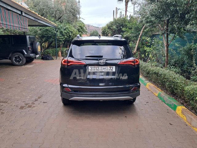 Voiture Toyota Rav 4