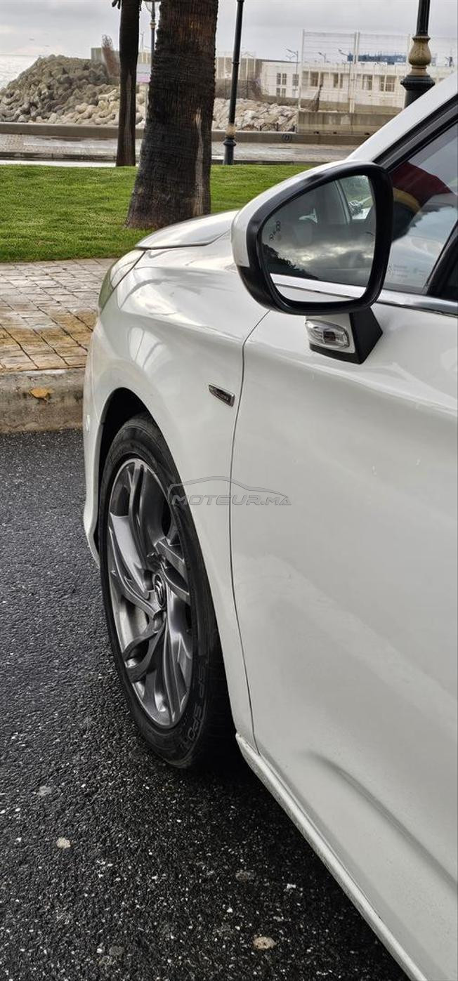 VENDRE – Citroën C4 II 1.6 HDi Exclusive – 2011
