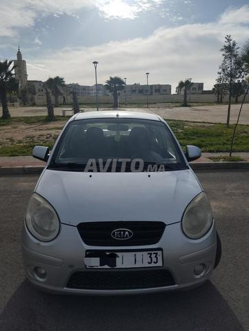 Kia Picanto modèle 2008, en bon état.