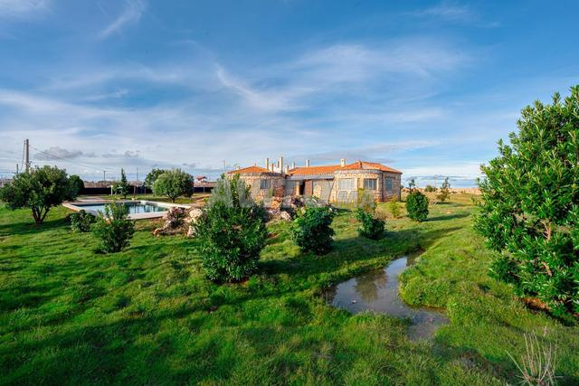 Votre ferme de 1 hectare à 20 min de Ifrane