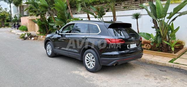 Touareg 4x4 elegance Auto 1ère main neuf fin 2023