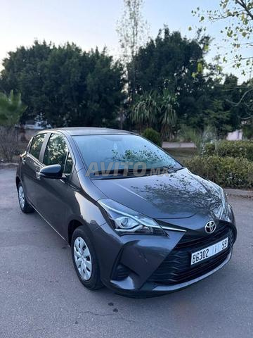 Toyota Yaris Essence Manuelle 2018 à Larache