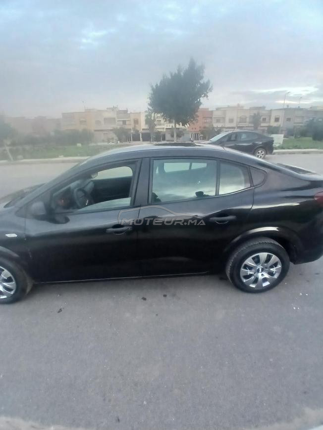 سيارة داسيا مفيهاش اد بلو نصف عمارة