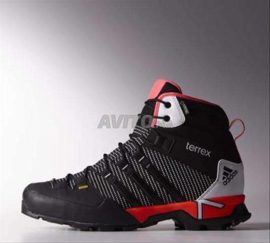bottes Adidas Terrex Scope High GTX. monture 44,5