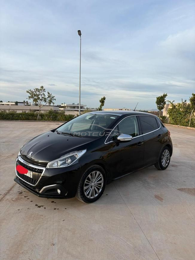 Peugeot 208 pack Allure toute option 