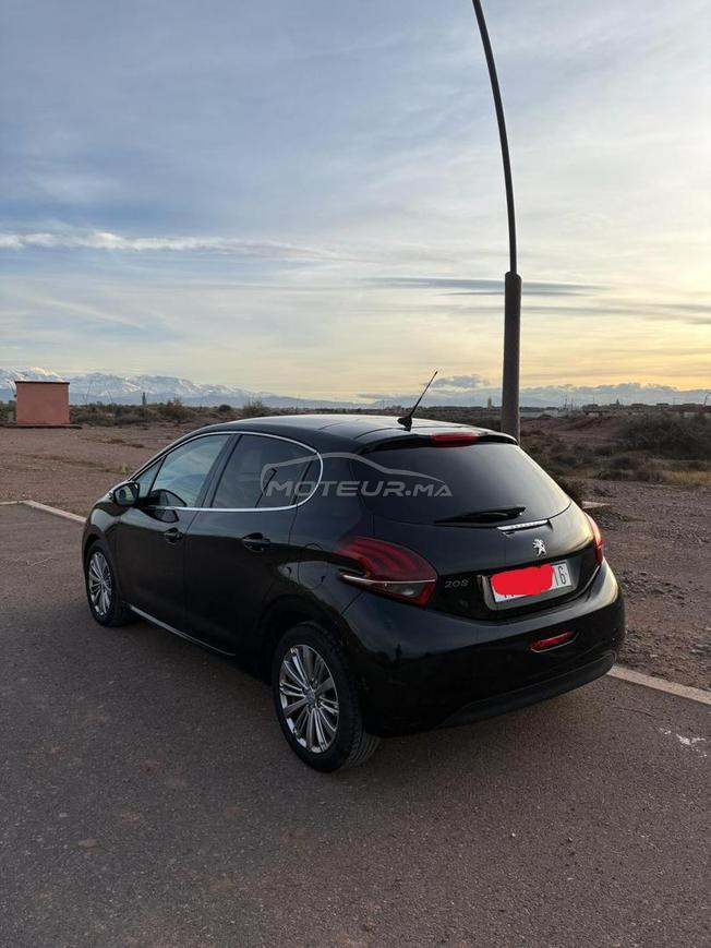 Peugeot 208 pack Allure toute option 
