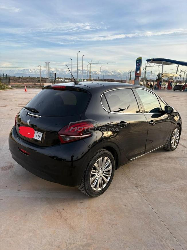 Peugeot 208 pack Allure toute option 