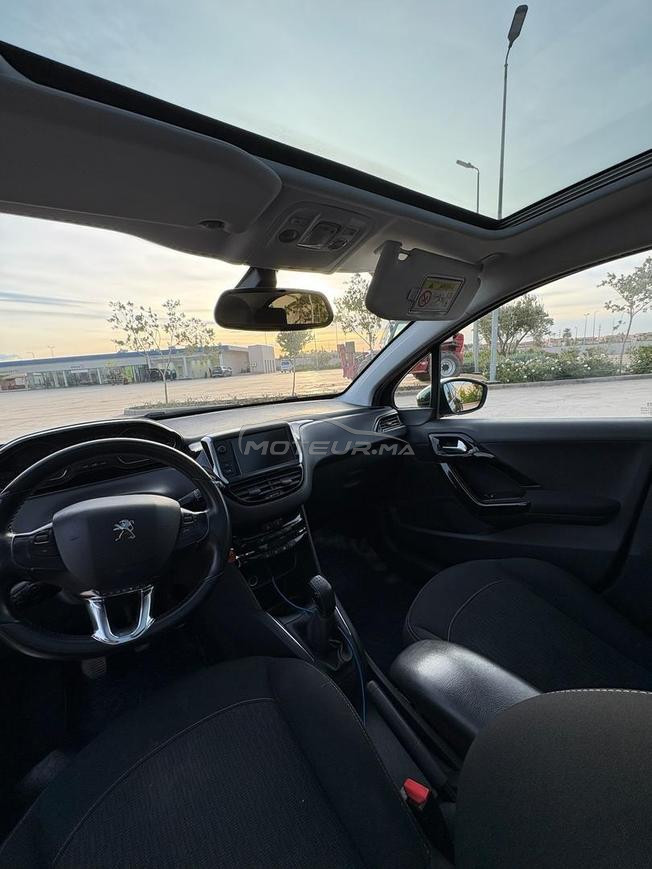 Peugeot 208 pack Allure toute option 