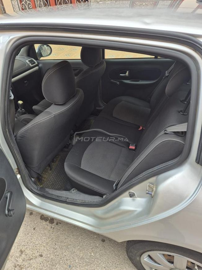 Renault Clio Essence Manuelle 2013 à Nador