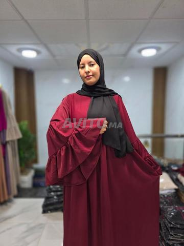 عباية فراشة عصرية بتموجات أنيقة على الأكمام