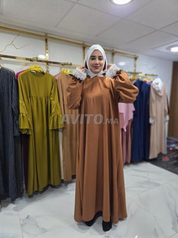 Djellaba moderne à capuche en dentelle 2026