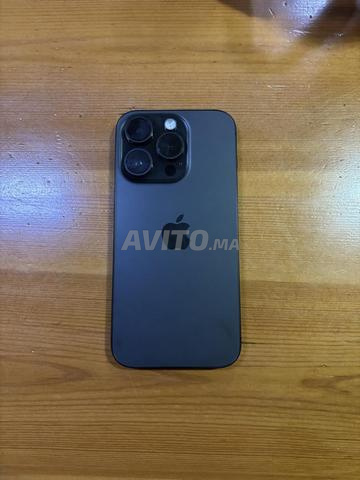 iPhone 15 Pro – 256GB – Très propre-reconditionné