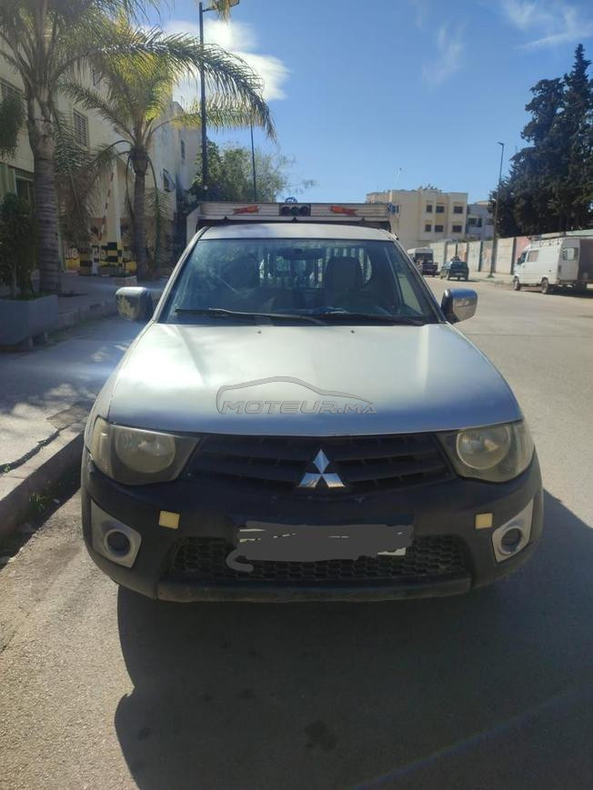 MITSUBISHI L200 MODÈLE 2009