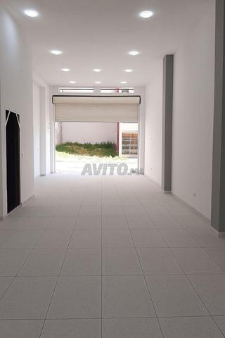 محل تجاري بمساحة 78 متر مربع للإيجار