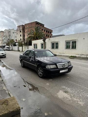 Mercedes-Benz 220 Diesel Manuelle 1997 à Tétouan