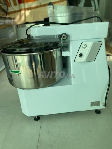 عجانة جديدة وممتازة من الحجم الكبير للبيع